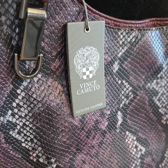 NWT Vince Camuto Tote - Picture 2 of 12
